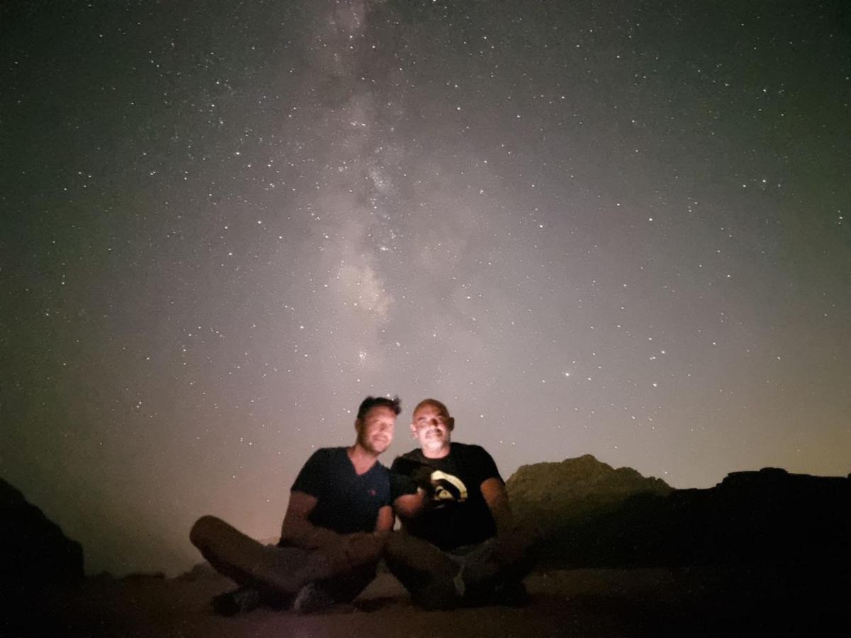 White Desert Camp 瓦迪拉姆 外观 照片