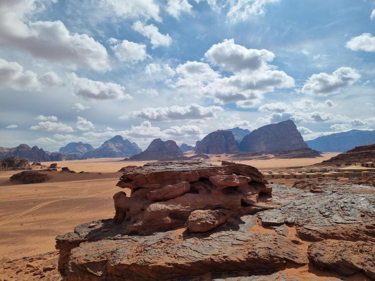 White Desert Camp 瓦迪拉姆 外观 照片