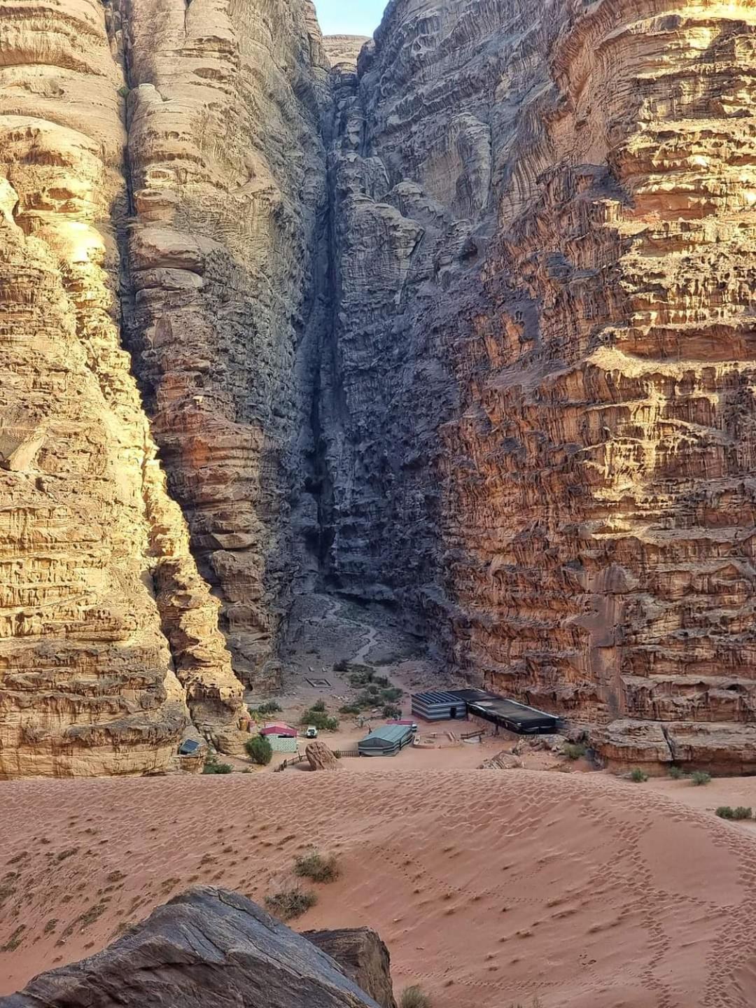 White Desert Camp 瓦迪拉姆 外观 照片